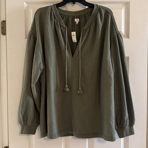 Aerie Easy Street Sweatshirt NWT 

SKU 0042678664

Have another color in closet